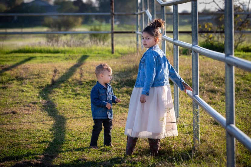 farm fence installation