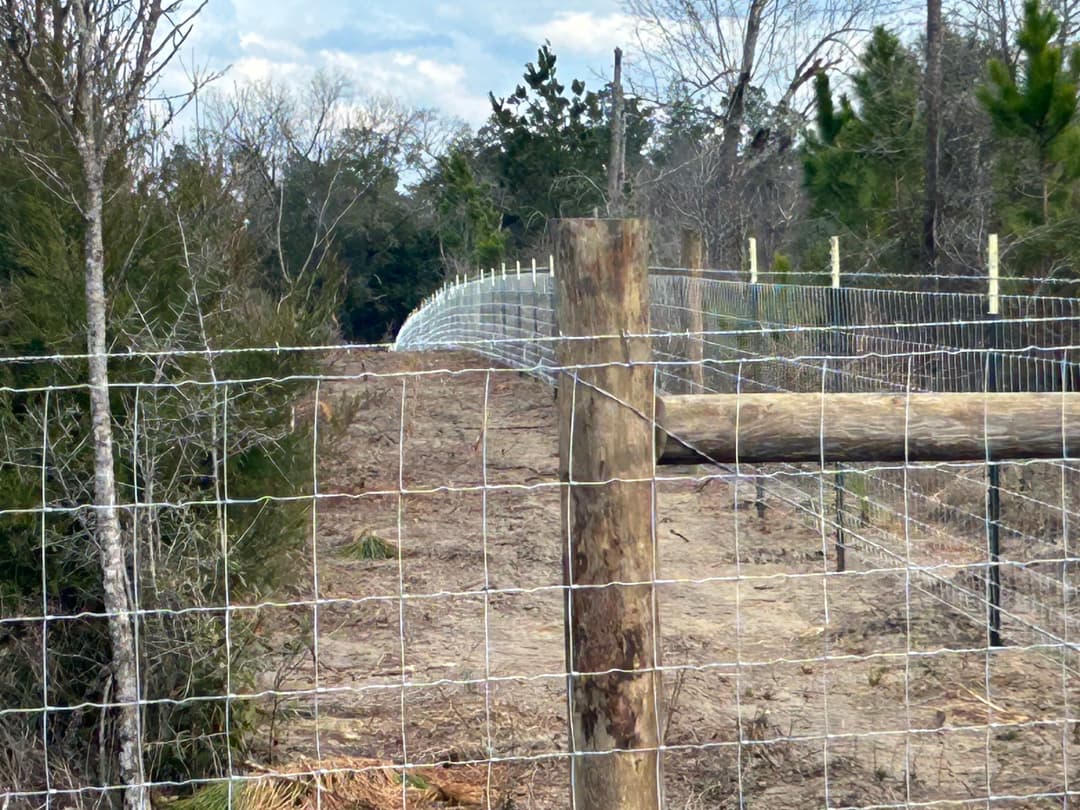 Woven Wire Fence Installation - Professional fencing services in Northwest Florida